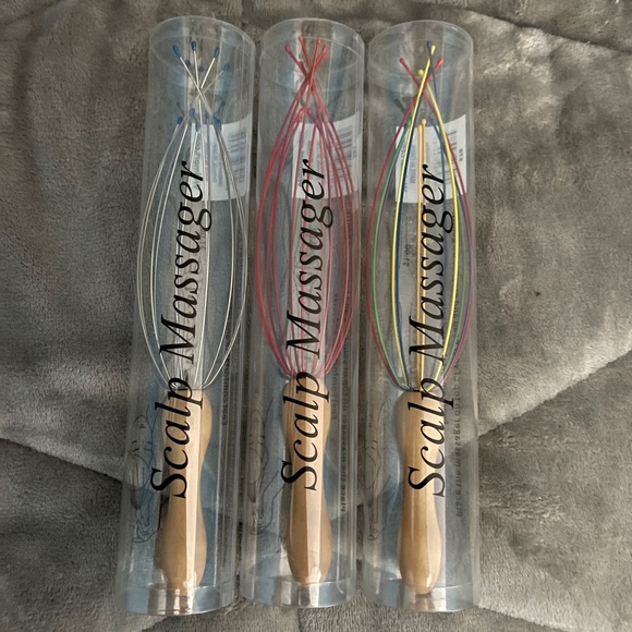 Scalp Massager Head Scratcher Octopus 3ct NEW - Picture 1 of 1